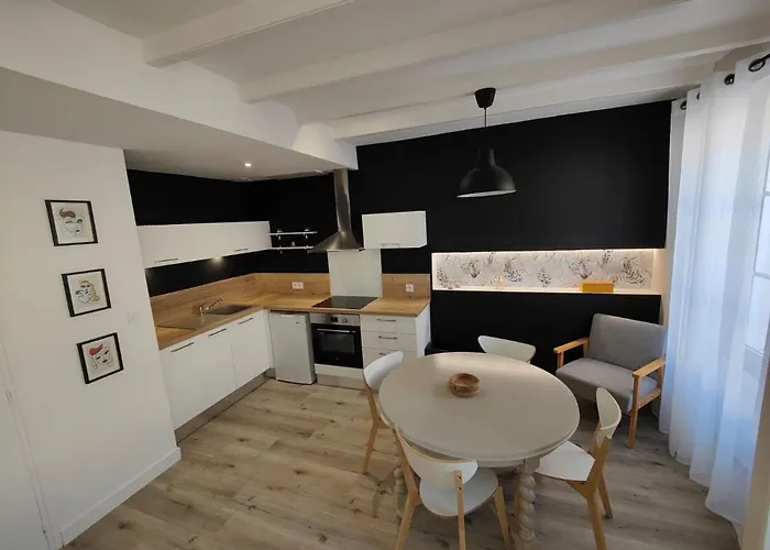 Charmante Maison De , 4 Personnes ,