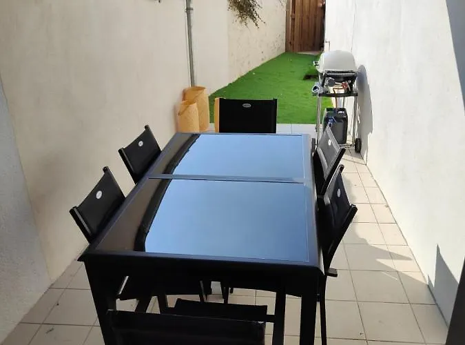 Charmante Maison De , 4 Personnes , بيت للعطل ليزيربييه